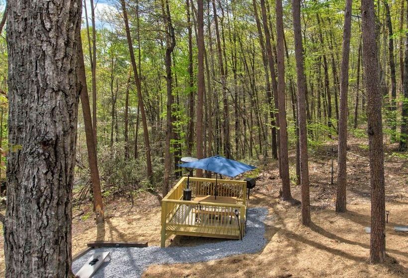 Smokies Modern Escape