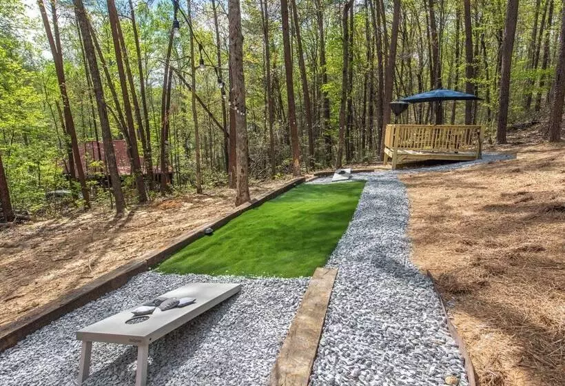 Smokies Modern Escape