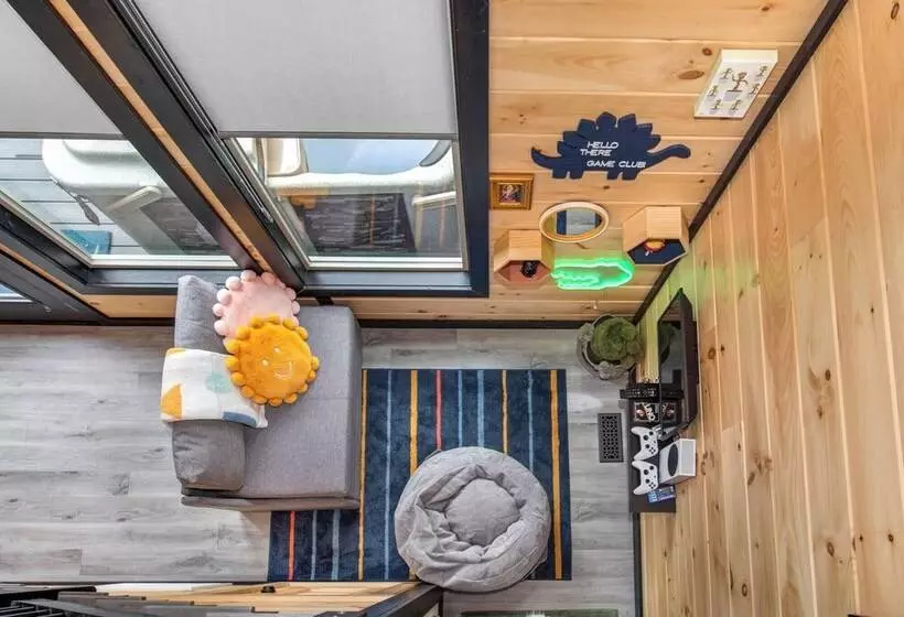 Smokies Modern Escape