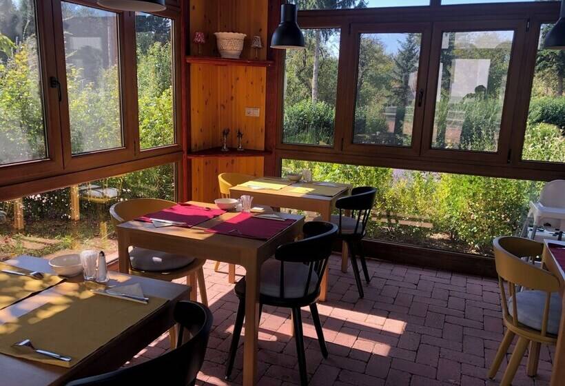 Tündérkert Panzió őrség