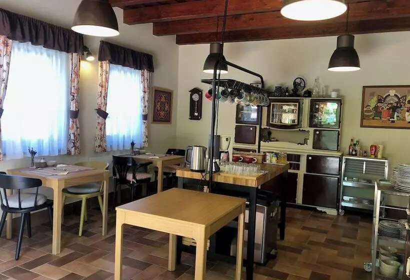 Tündérkert Panzió őrség