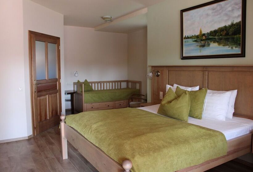 Tündérkert Panzió őrség