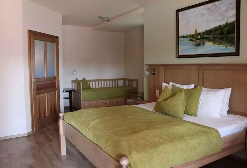 Tündérkert Panzió őrség