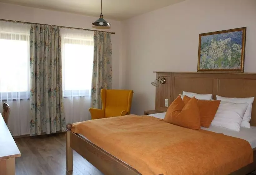 Tündérkert Panzió őrség