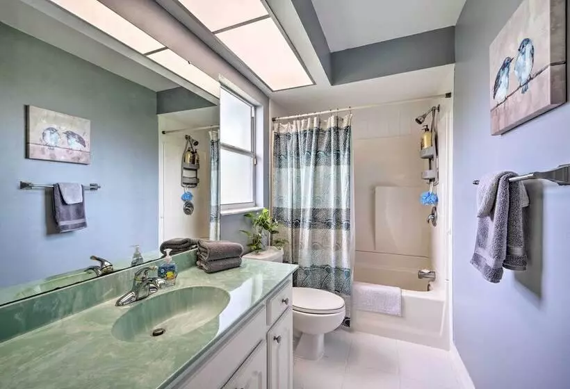 Pet Friendly Apopka Home: 30 Mi To Wdw!