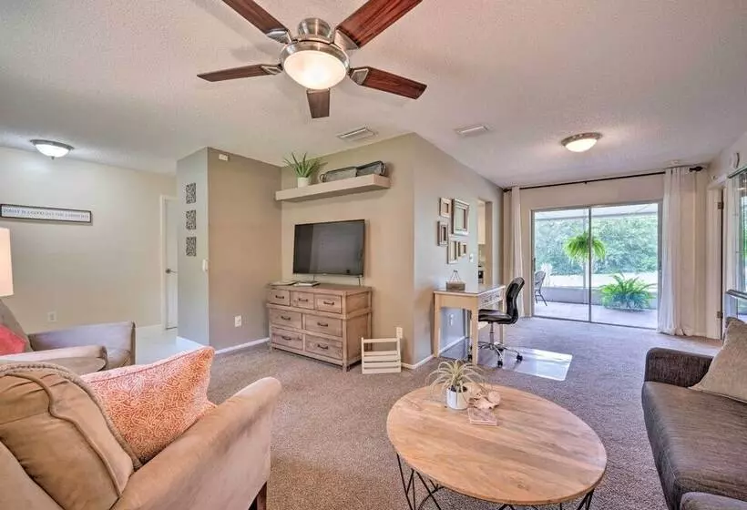 Pet Friendly Apopka Home: 30 Mi To Wdw!