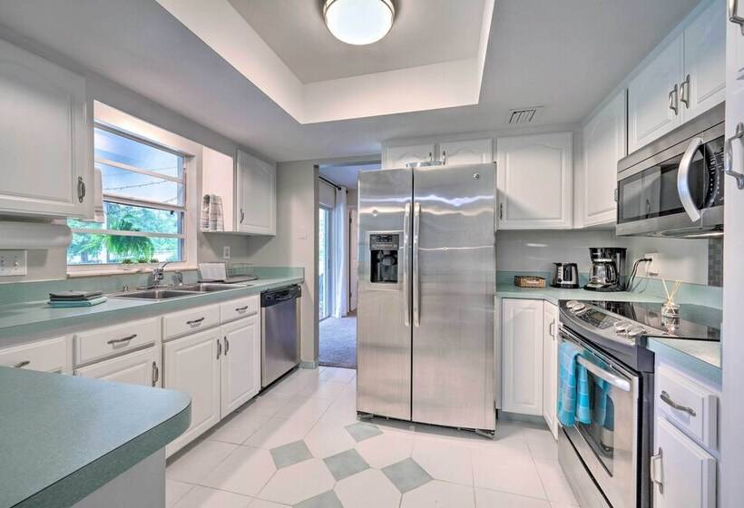 Pet Friendly Apopka Home: 30 Mi To Wdw!