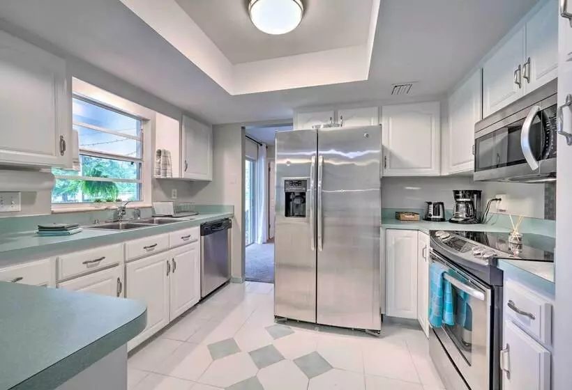 Pet Friendly Apopka Home: 30 Mi To Wdw!