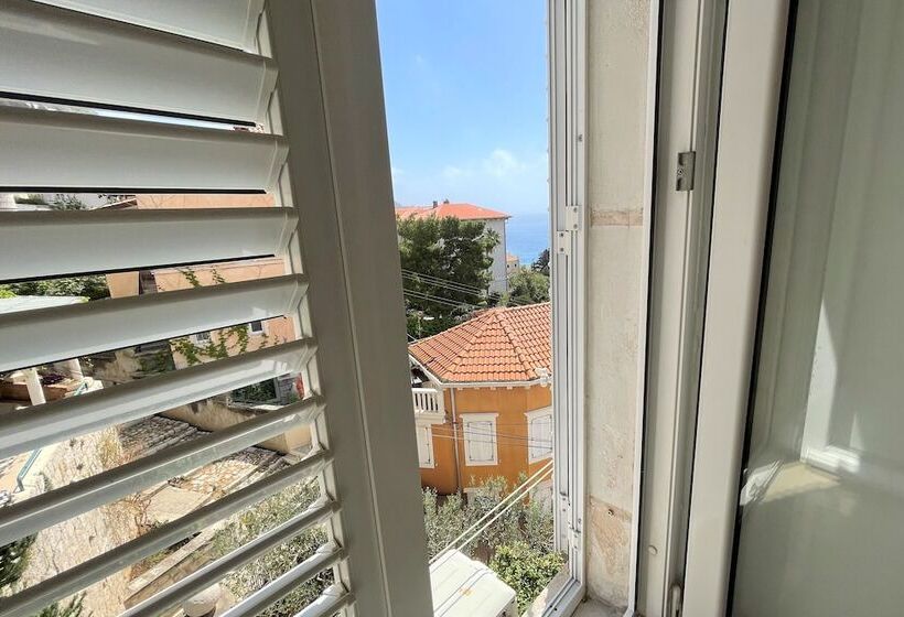 مبيت وإفطار Brizo Apartments