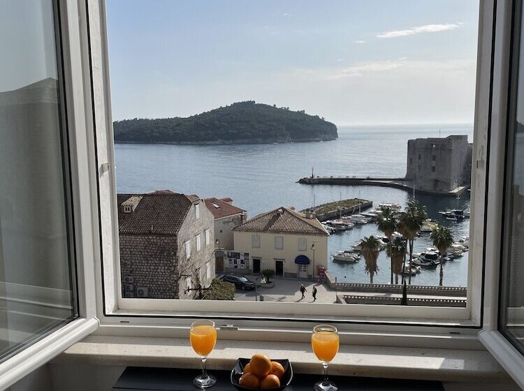 مبيت وإفطار Brizo Apartments