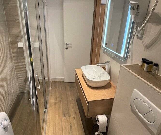 مبيت وإفطار Brizo Apartments