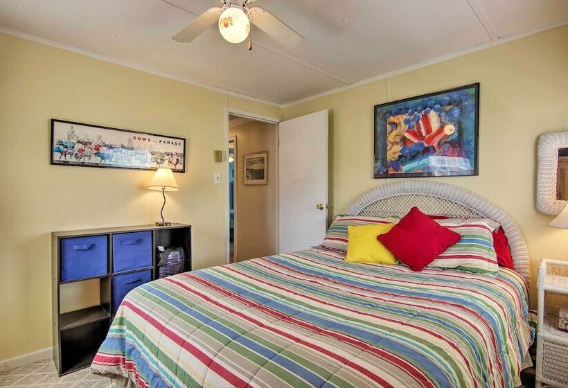 Charming Painter Home W/ Chesapeake Bay Views