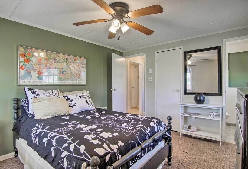 Charming Painter Home W/ Chesapeake Bay Views