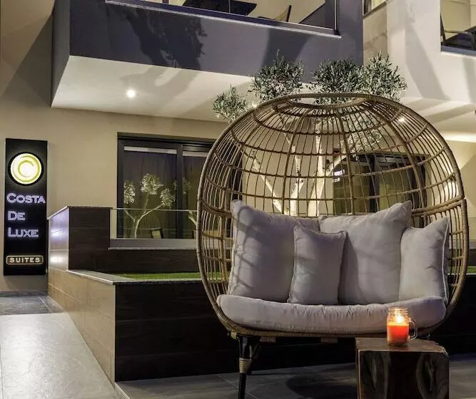 Costa De Luxe Suites