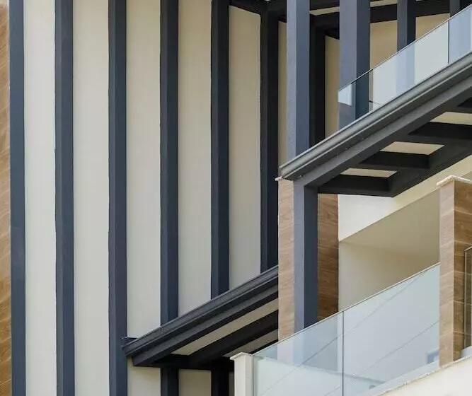 Costa De Luxe Suites