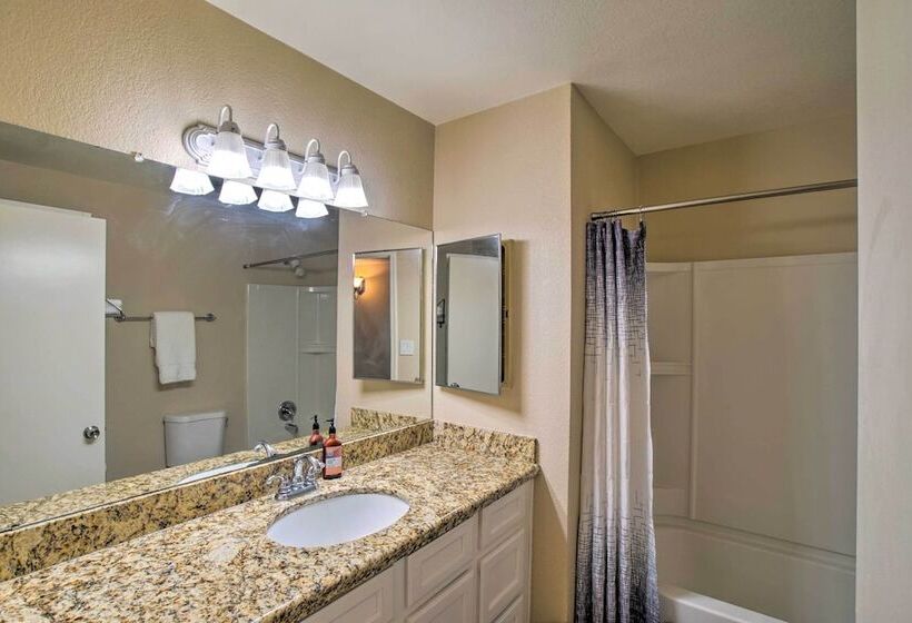 Gilbert Gem W/ Patio ~ Near Golf & Entertainment