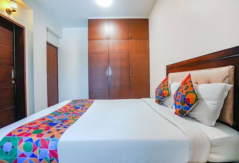 Fabhotel Home Tree Service Apartment