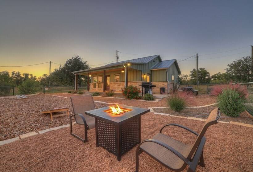 Heilung Haus With Sauna & Cowboy Pool   20 Min To Fred