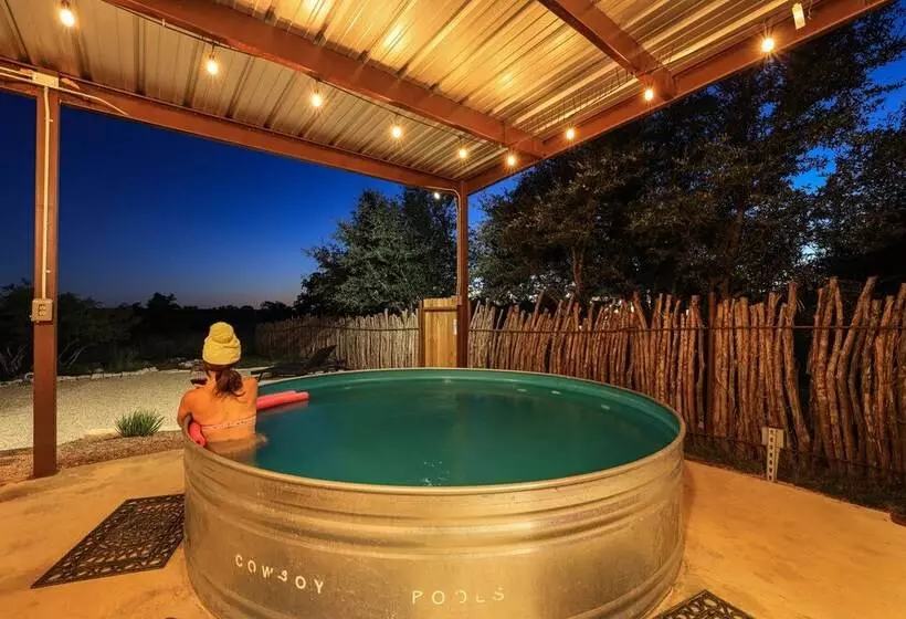 Heilung Haus With Sauna & Cowboy Pool   20 Min To Fred