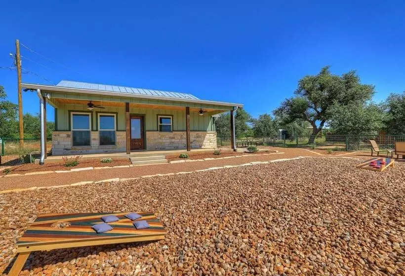 Heilung Haus With Sauna & Cowboy Pool   20 Min To Fred