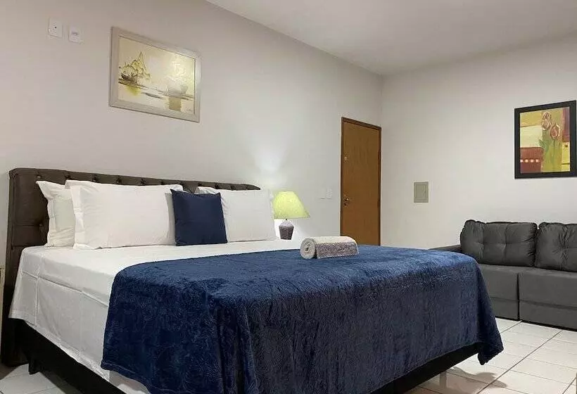 ホテル B & A Suites Inn