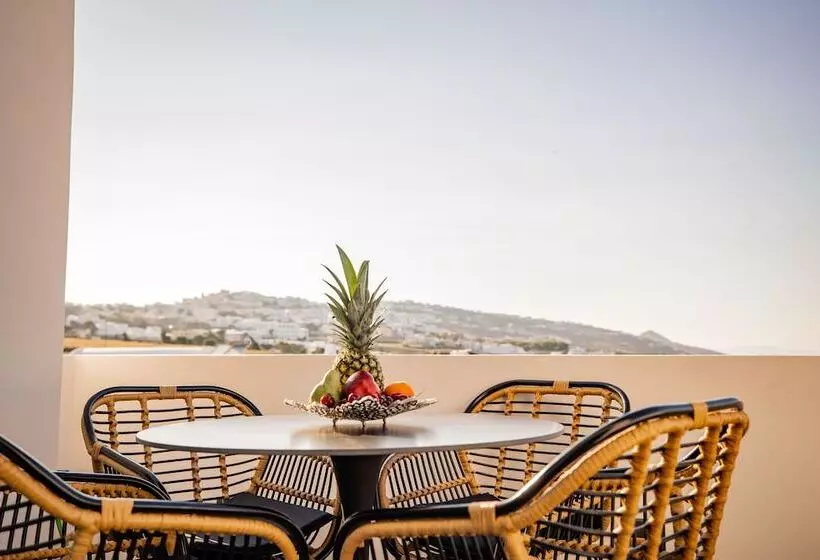 هتل Bonsai Luxury Suites