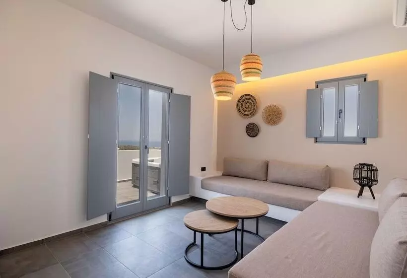 هتل Bonsai Luxury Suites
