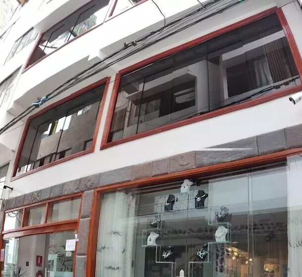 هتل Chakana Boutique