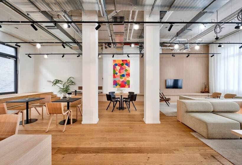 هتل Habyt The Waterfront