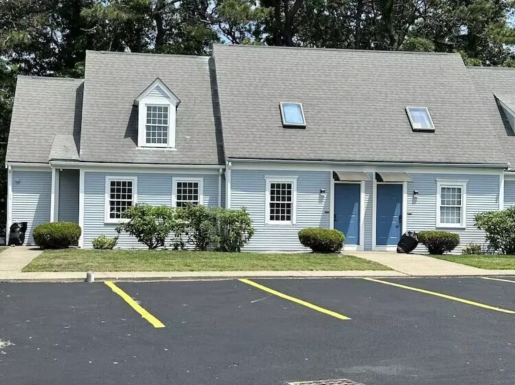 Hotelli Harborside Suites