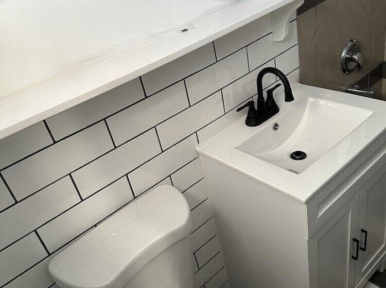 فندق Harborside Suites