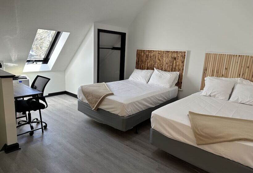 فندق Harborside Suites