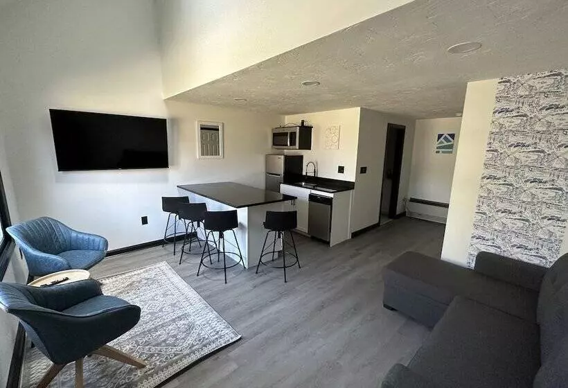 Hotelli Harborside Suites