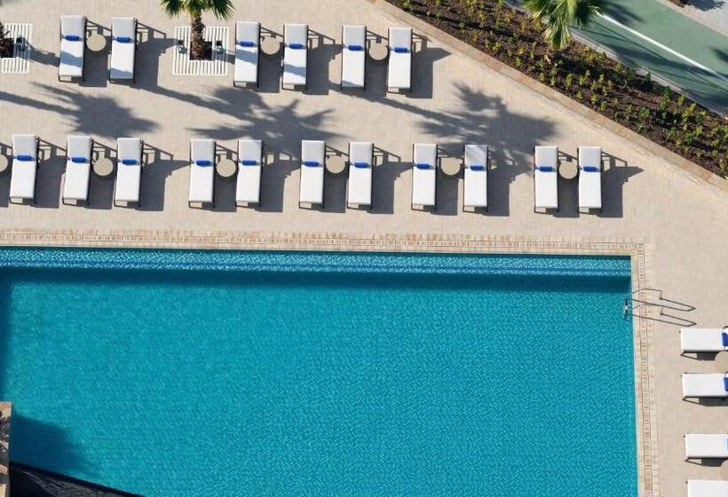 Intercontinental Residences Abu Dhabi, An Ihg