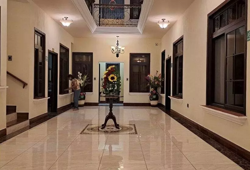 هتل La Mansion Del Gran Jaguar