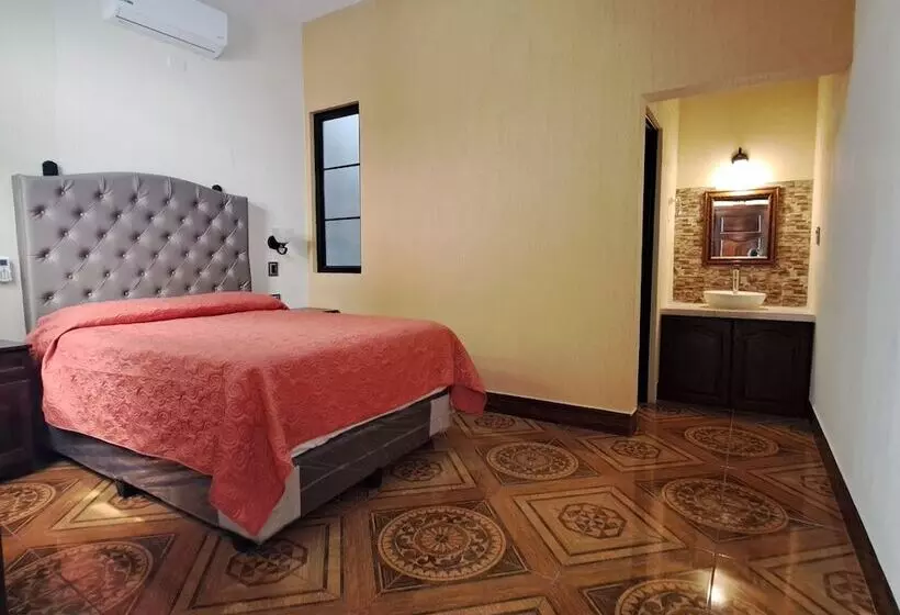 هتل La Mansion Del Gran Jaguar