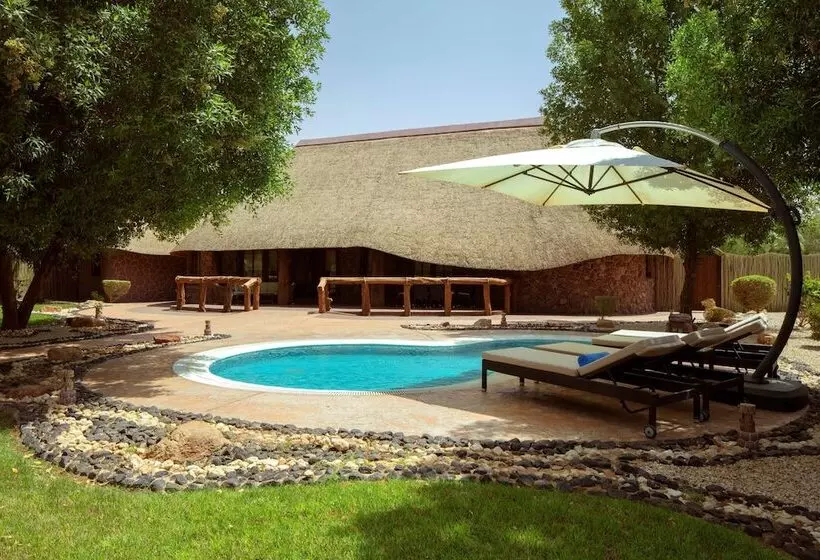 ホテル Nofa Riyadh, A Radisson Collection Resort