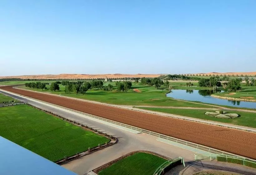 ホテル Nofa Riyadh, A Radisson Collection Resort