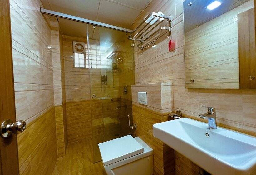 בית מלון כפרי Sterling Inn Near Bangalore International Airport