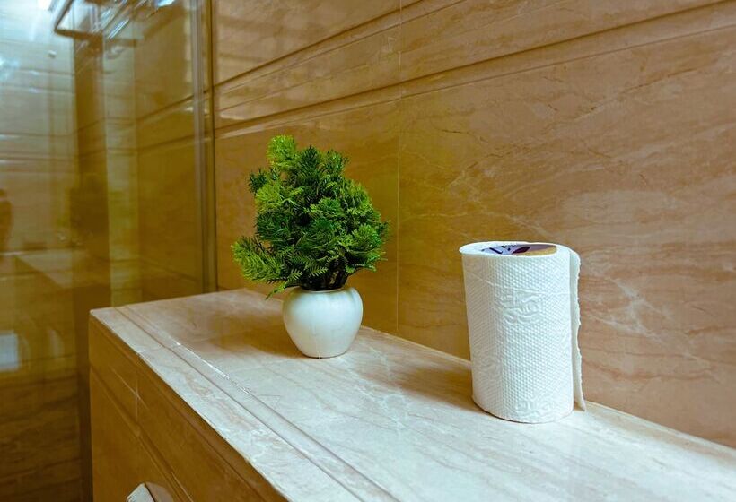 בית מלון כפרי Sterling Inn Near Bangalore International Airport