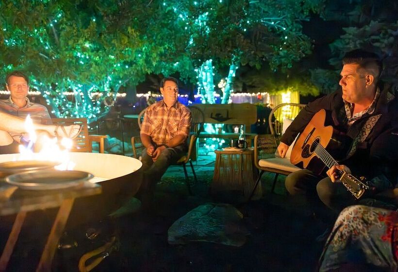 Otel The Lodge At Poncha Springs