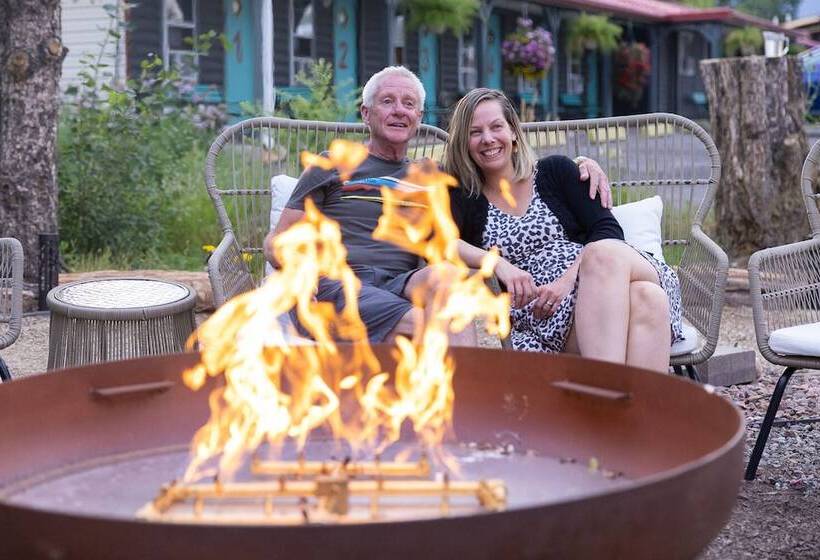 Otel The Lodge At Poncha Springs