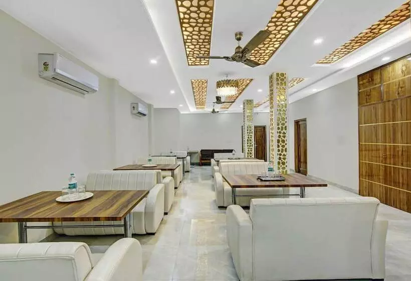 هتل Treebo Royal Salute, Zirakpur