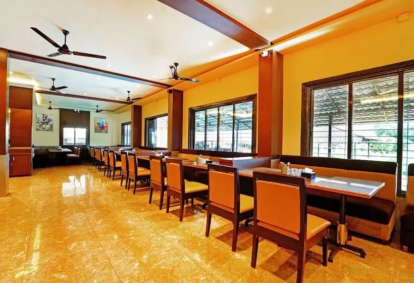 Hotelli Treebo Ss Residency, Dapoli