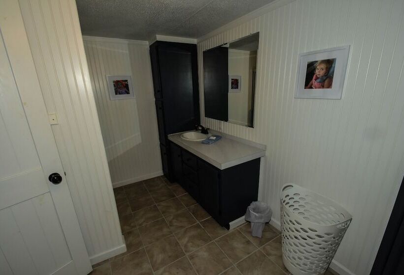 فندق Willow Springs Marina