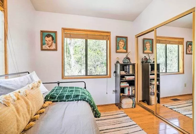 Idyllwild Cabin W/ Deck & Tahquitz Peak Views