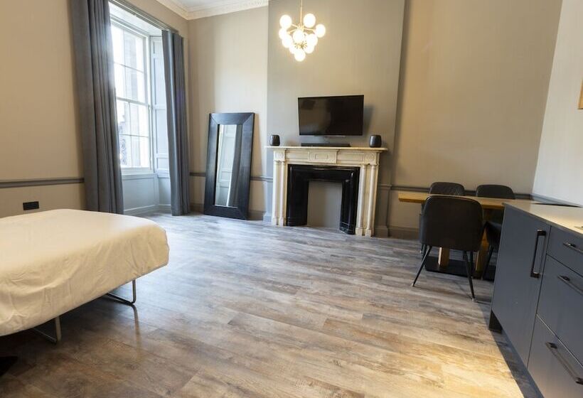 Mono Suites New Town