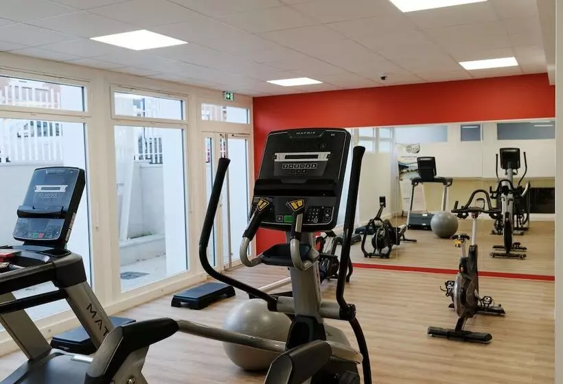 Nemea Appart Hôtel Coliseum Amiens Centre