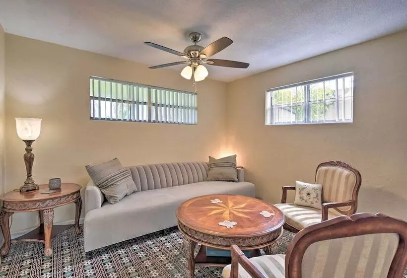 Palm Beach Gardens Apiary Retreat   6 Mi To Beach!