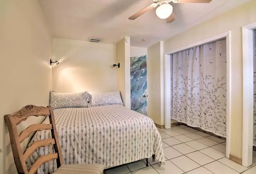 Palm Beach Gardens Apiary Retreat   6 Mi To Beach!